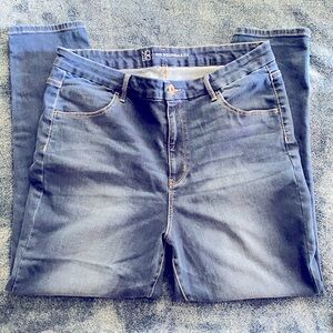 No boundaries stretch jeans size 19